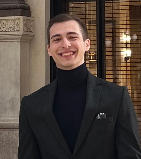 Sergiu Craioveanu, Co-founder · Data & Production ML